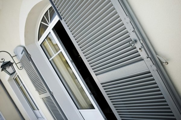 Pose de volet à lyon 6 : des solutions sur mesure et durables