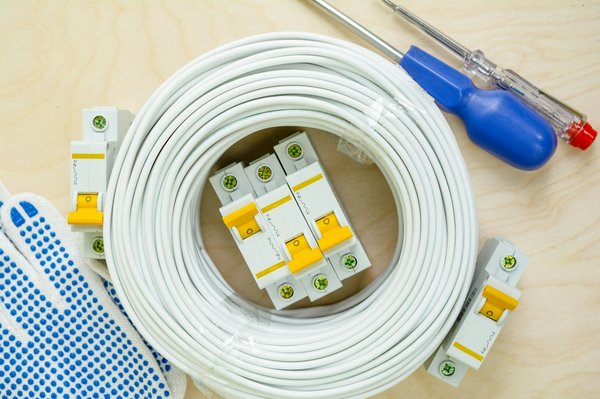 Le fil électrique : votre guide pour un choix éclairé