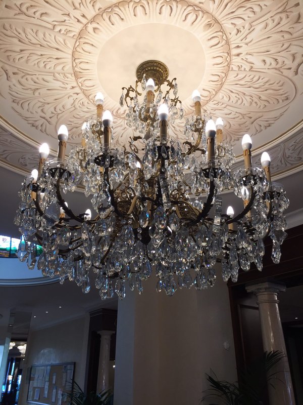 Lustres orientaux : plongez dans un univers d'élégance