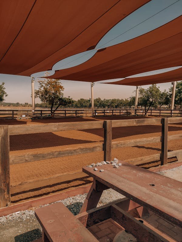 Choix du tissu idéal pour votre voile d'ombrage sur mesure